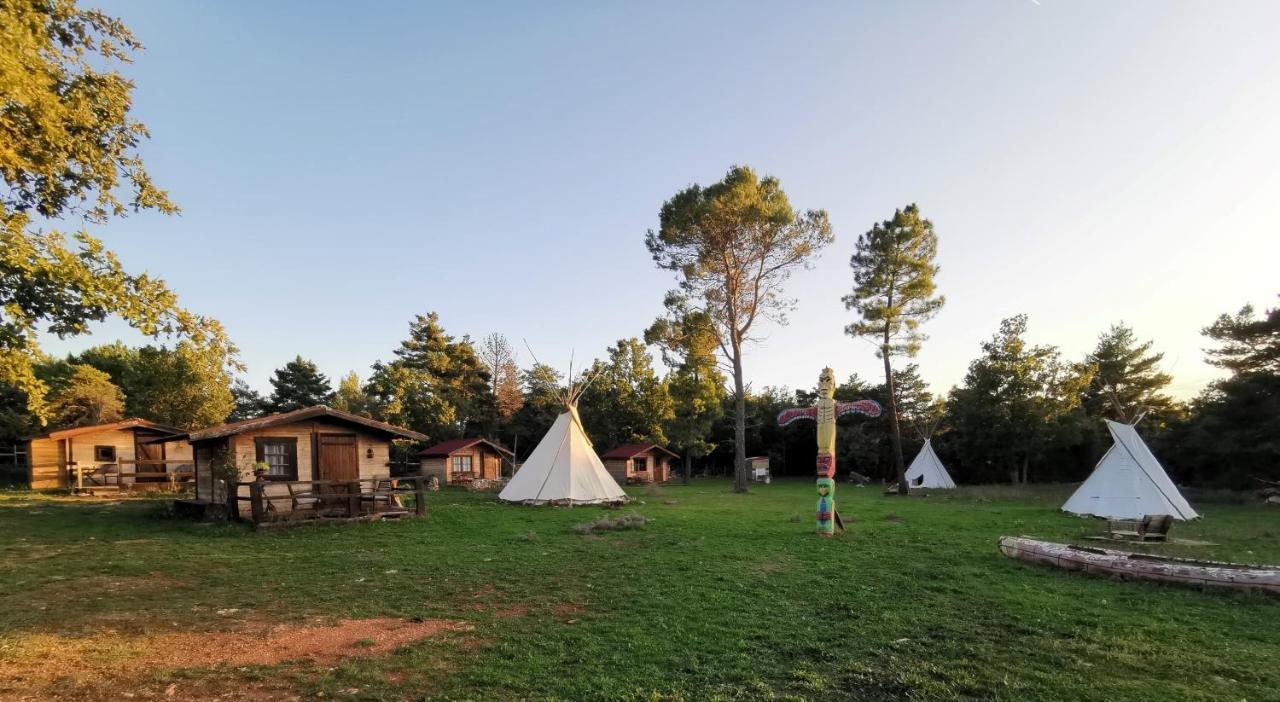 Hotel Ranch Du Puits De Riquier Moissac-Bellevue Exterior foto